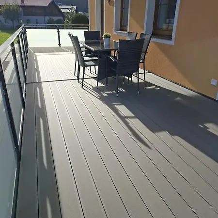 Wallner * Hof bei Salzburg